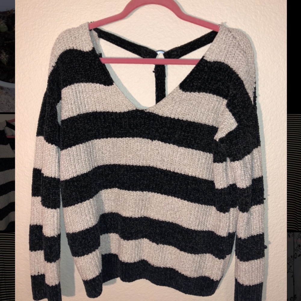 Scoop striped sweater